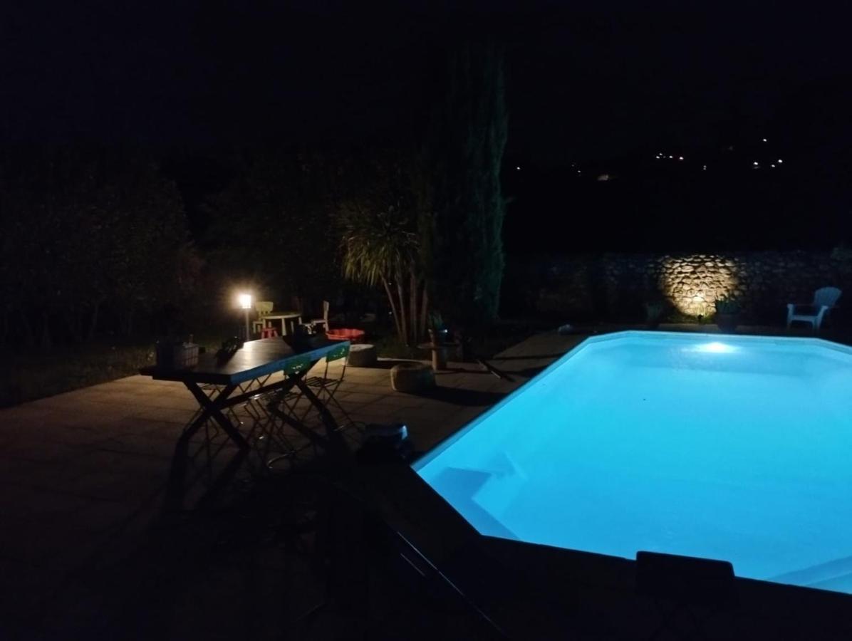 Ucel Gite « Les Rives De L'Ardeche » מראה חיצוני תמונה